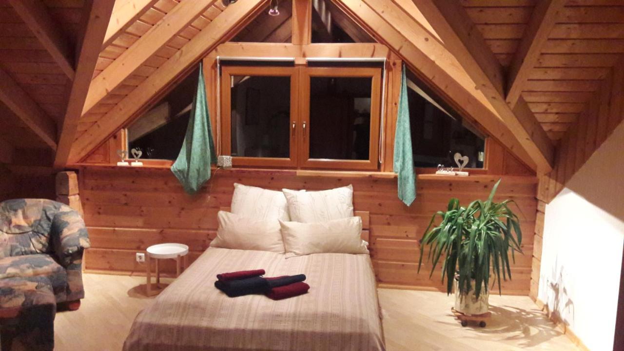Stebach Steewer Landhaus Gemuetliche Ferienwohnung Bis 6 Pers In Ruhiger Ortsrandlage מראה חיצוני תמונה