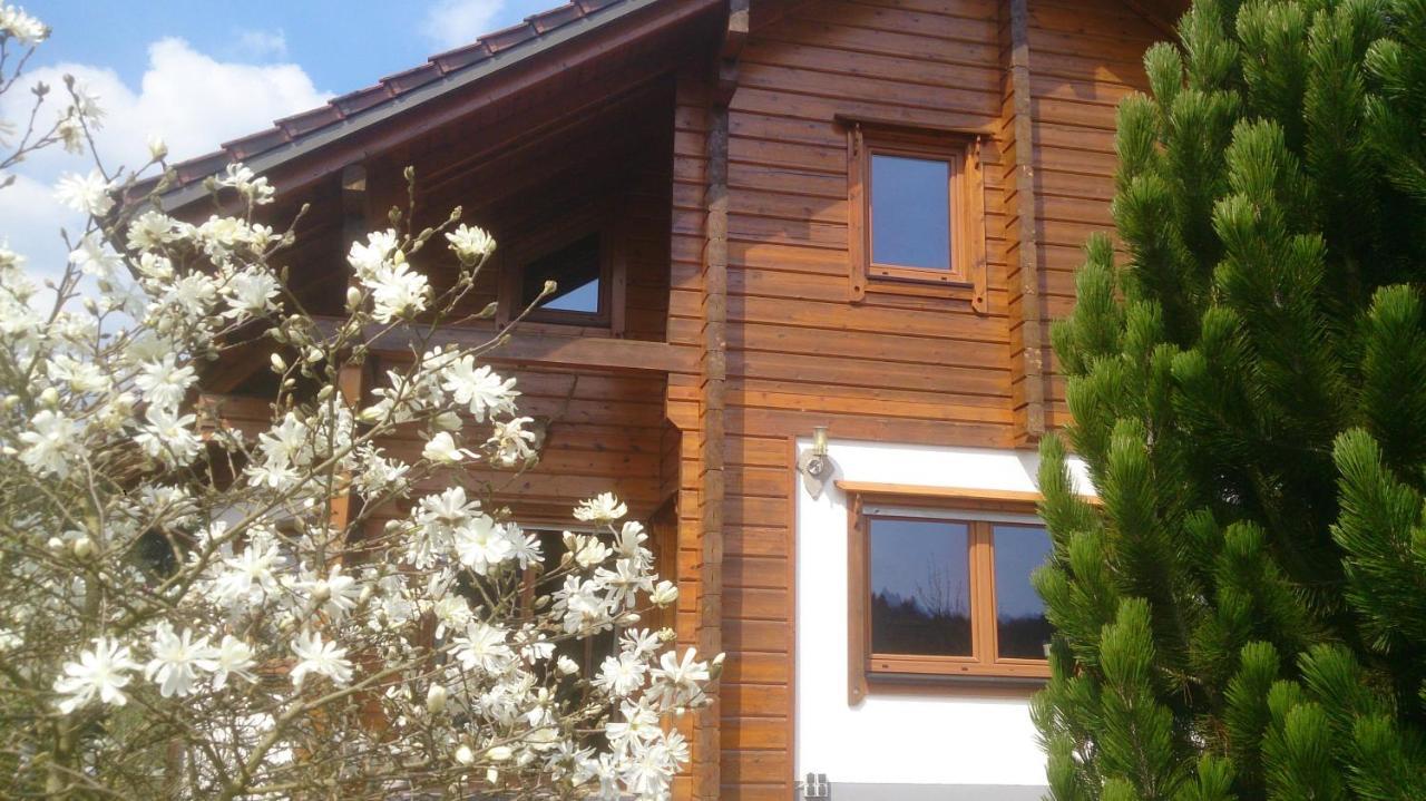 Stebach Steewer Landhaus Gemuetliche Ferienwohnung Bis 6 Pers In Ruhiger Ortsrandlage מראה חיצוני תמונה